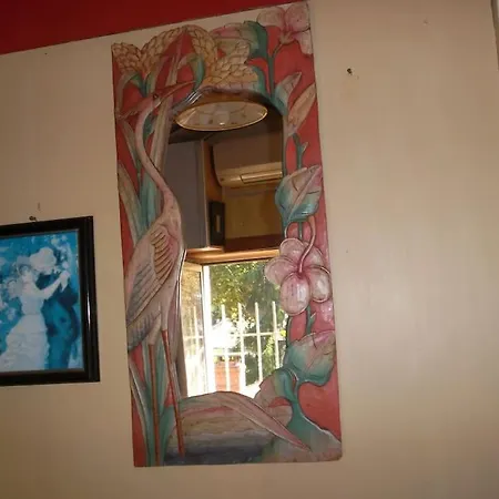 Petit Climatisé Apartment *