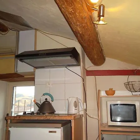 Climatise 10 Nuits Min Et Obligation De Lire Restrictions Sous Photo Sur L'hote Lejlighed Lamalou-les-Bains